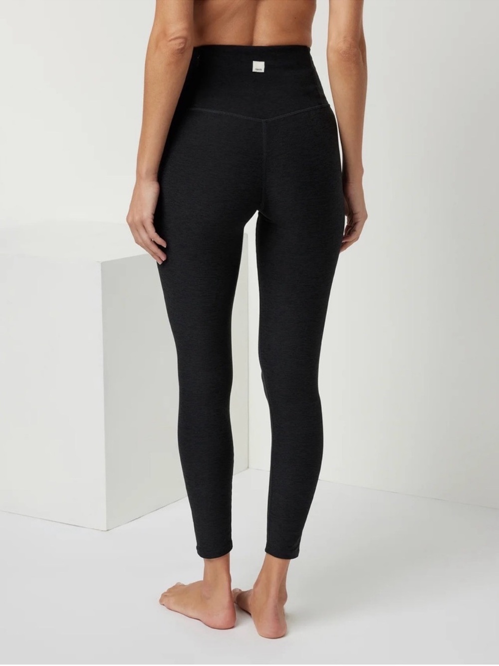 Vuori Clean Elevation Legging Womens Size XS Heather Black High Rise